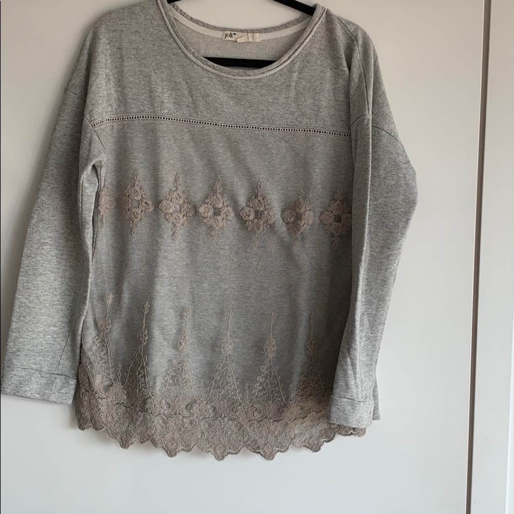 Lace overlay sweatshirt